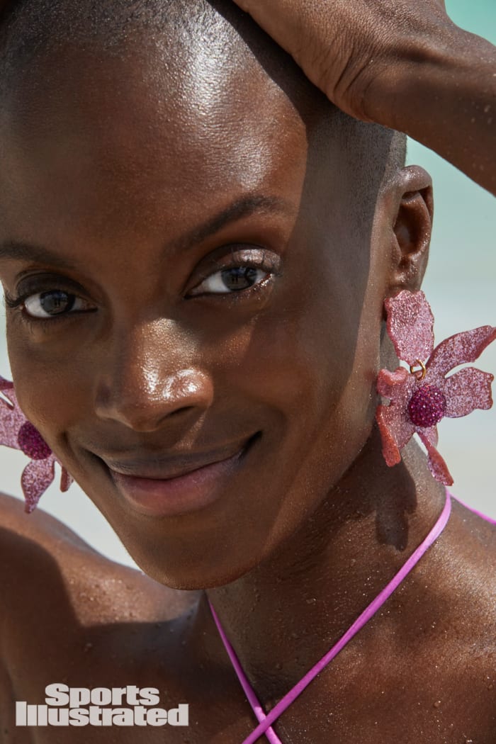 JM_SISWIM_DR_MADISIN_BRADLEY_05_306_WMweb